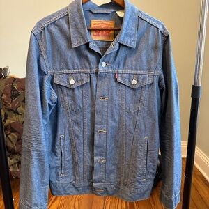 Levi's Blue chambray Lightweight Denim Jacket
